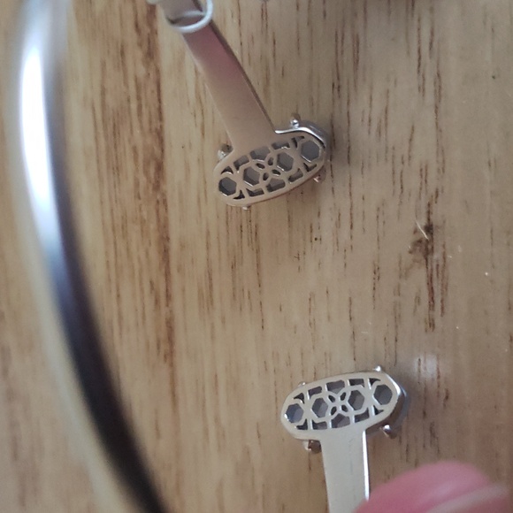 KENDRA SCOTT NWT Edie Cuff Bangle O/S - Picture 6 of 8